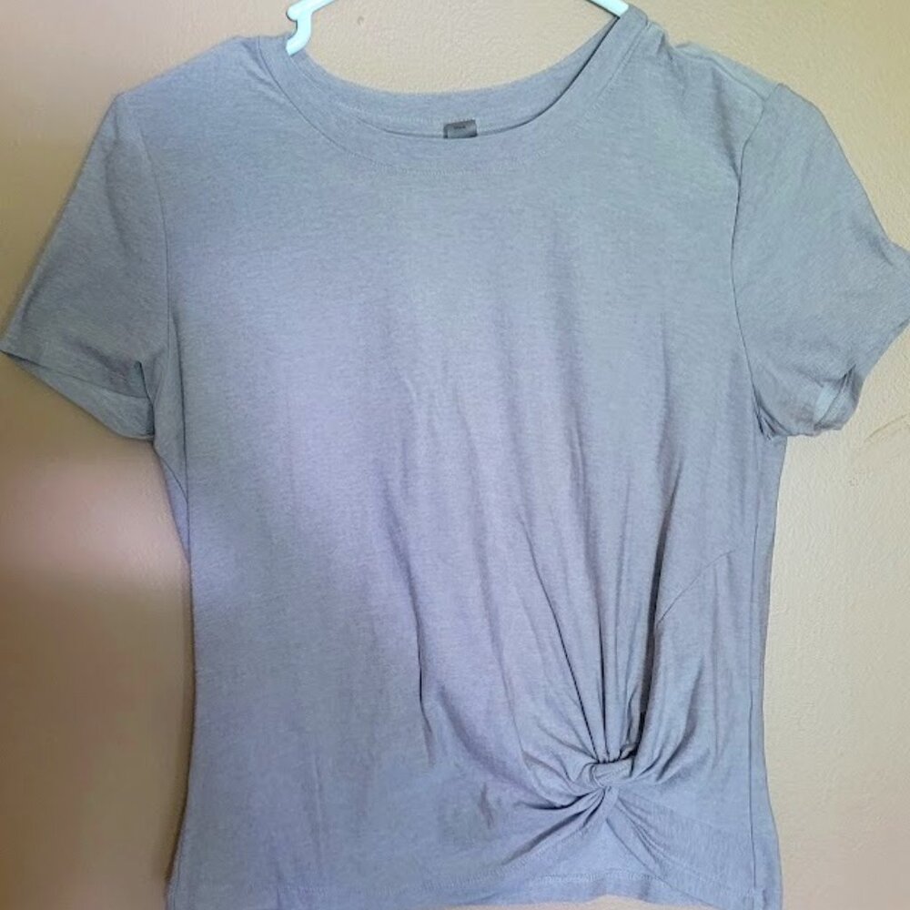 Women's Size S Short-Sleeve Shirt